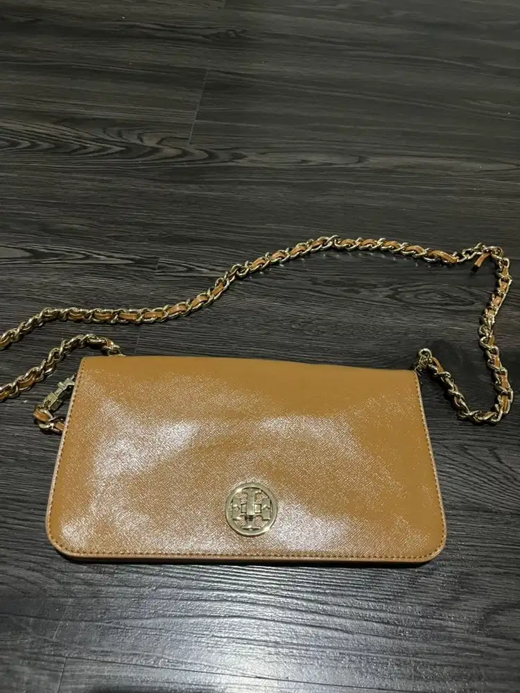 TORY BURCH ADALYN SAND