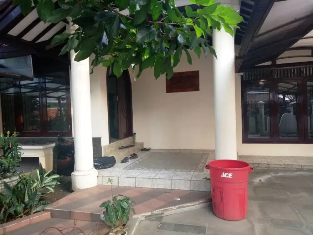 Rumah Bisa Kantor, Lokasi Strategis di area Blok M, Kebayoran Baru