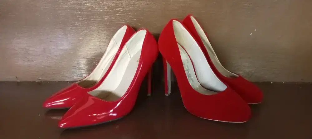 Sepatu high heels stiletto merah hak tinggi 12Cm size 36 (22, 5cm)