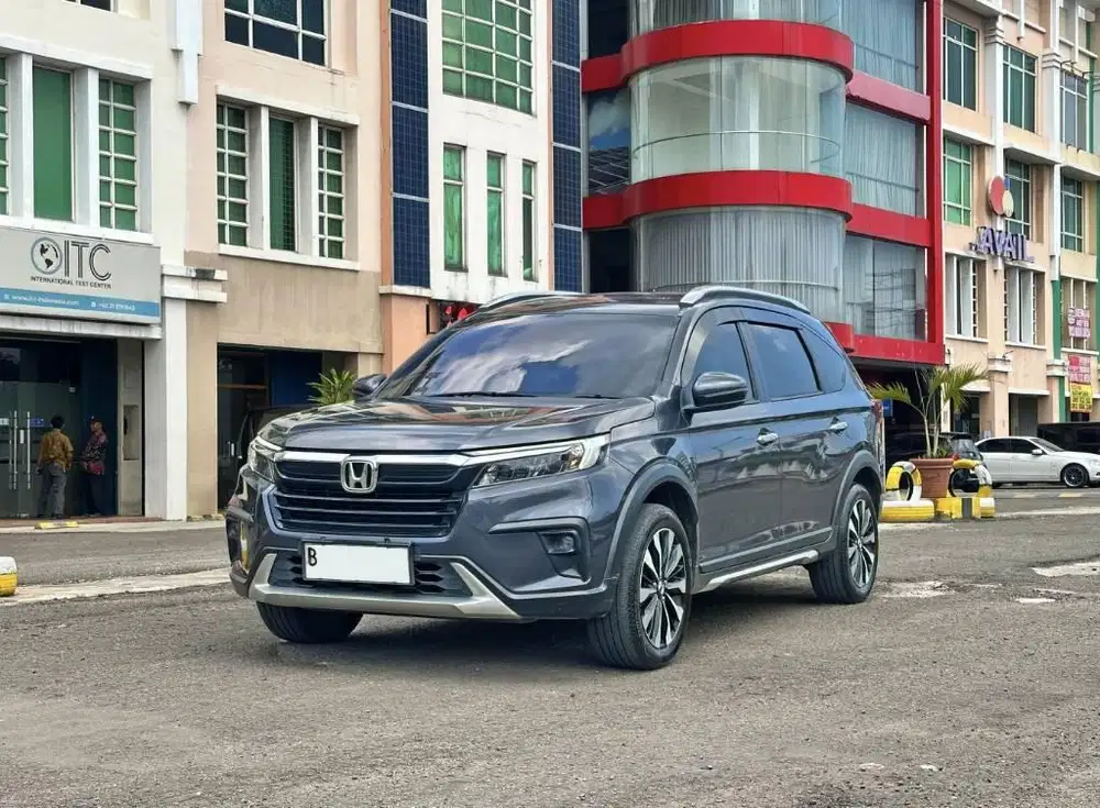 Jual Cepat Honda Brv Prestige 1.5 Cvt 2023 Abu Metalik Km 30rb Record