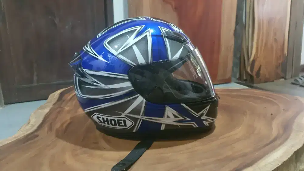 Helm shoei XR1000
