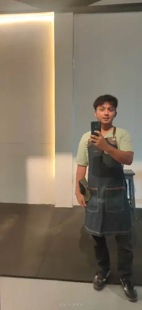 Aku mencari pekerjaan