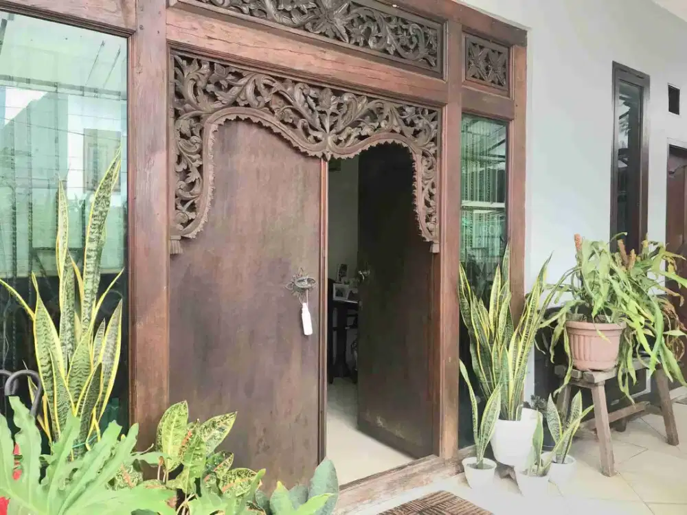 Rumah 2 Lantai Akses Jalan 2 Mobil Lebar Tebet Dalam Jakarta Selatan.