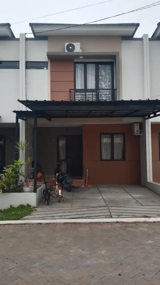 Disewakan Rumah 50jt/thn (nego) 2 lantai Puri Cempaka Kota serang