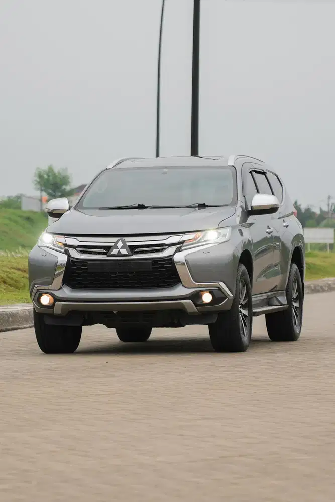 [ Heavy Duty ] Mitsubishi Pajero Sport Dakar 4x2 AT 2016