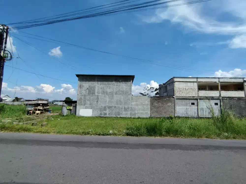 Dijual Tanah Kavling 2 Menit Stadion Maguwoharjo, Pinggir Jalan Aspal 6 Meter