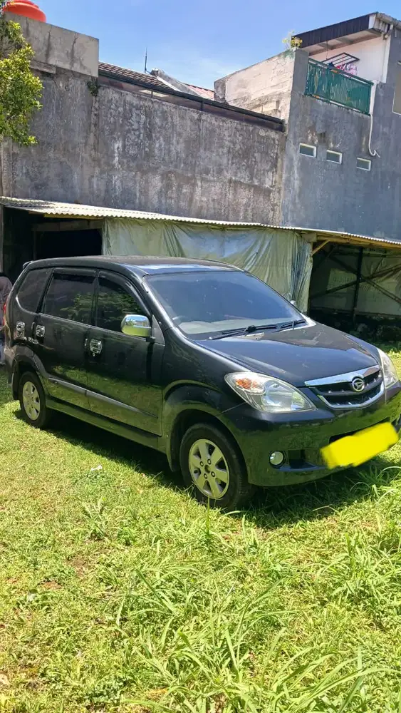 Daihatsu Xenia 2009 Bensin
