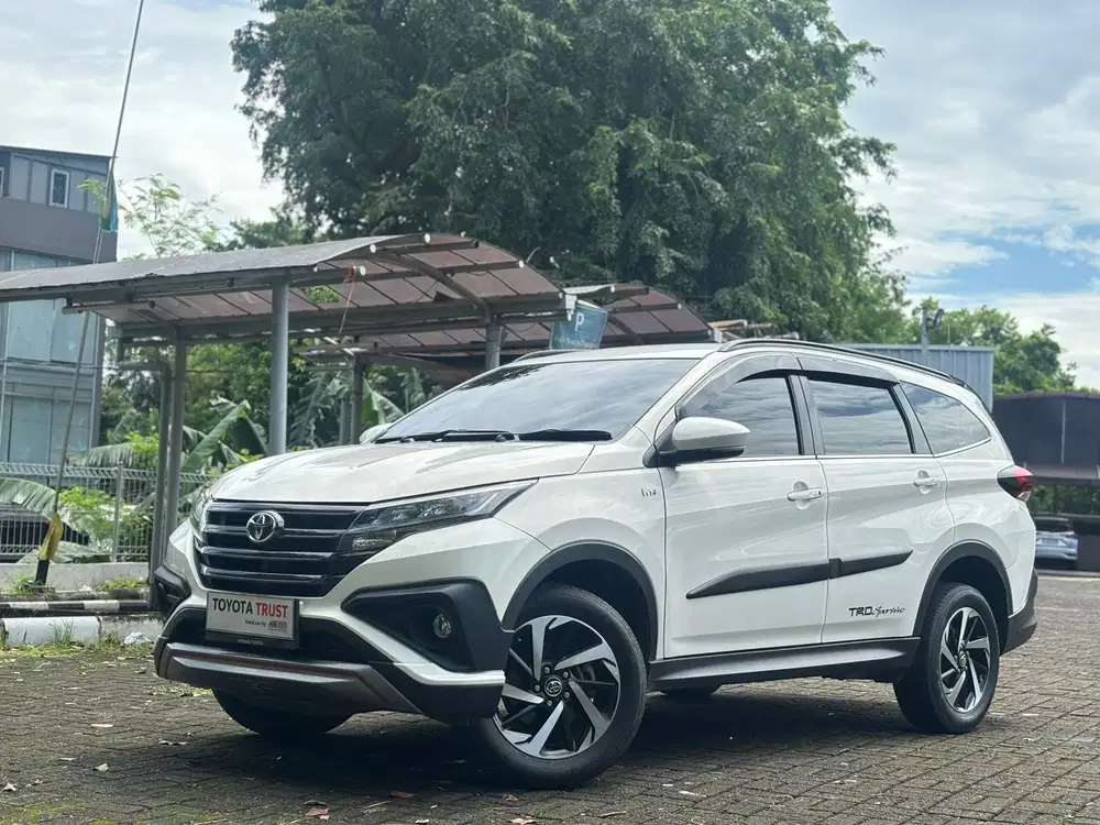 Toyota Rush 1.5 S TRD AT 2021