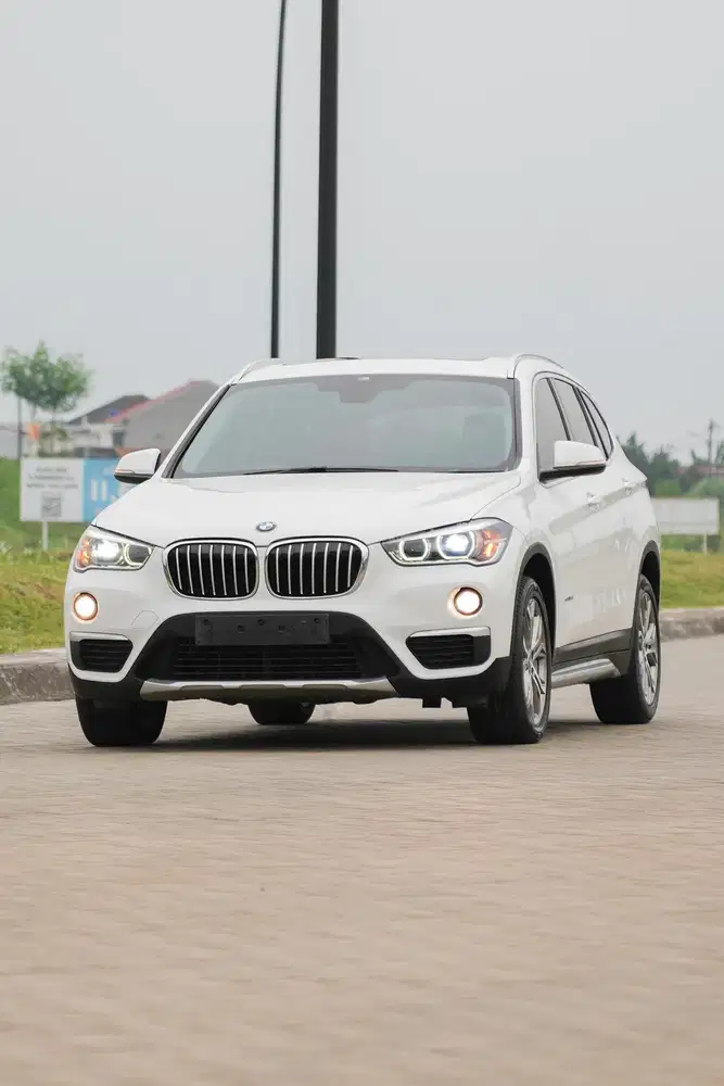BMW X1 XLine F48 2017 Panoramic