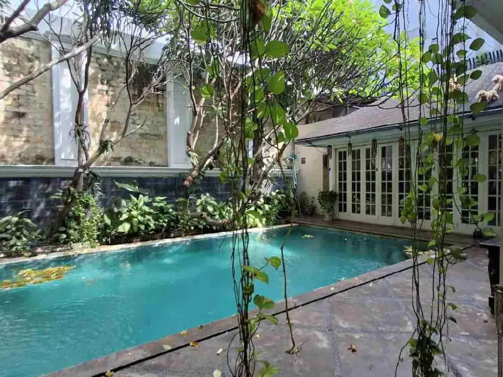 Rumah Mewah 2 Lantai Siap Huni & Ada Kolam Renang di Darmawangsa X, Kebayoran Baru!