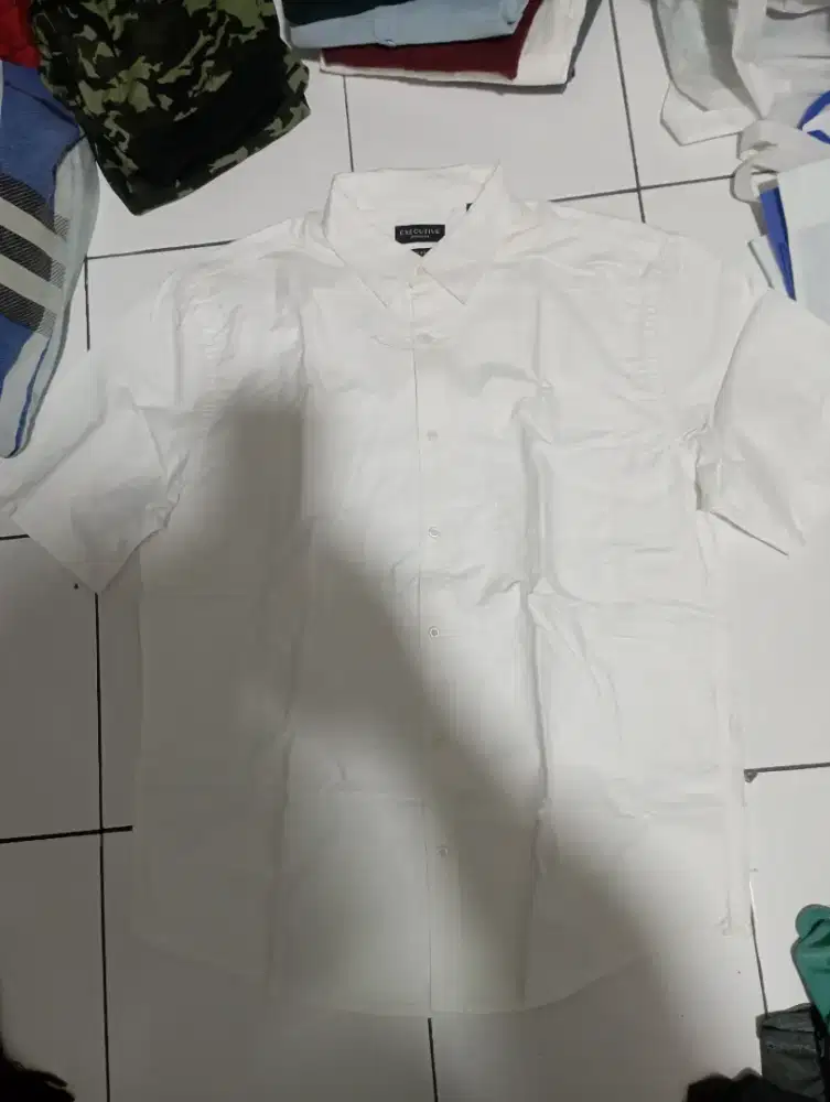 The executive size XL,kondisi baru,jual 100k