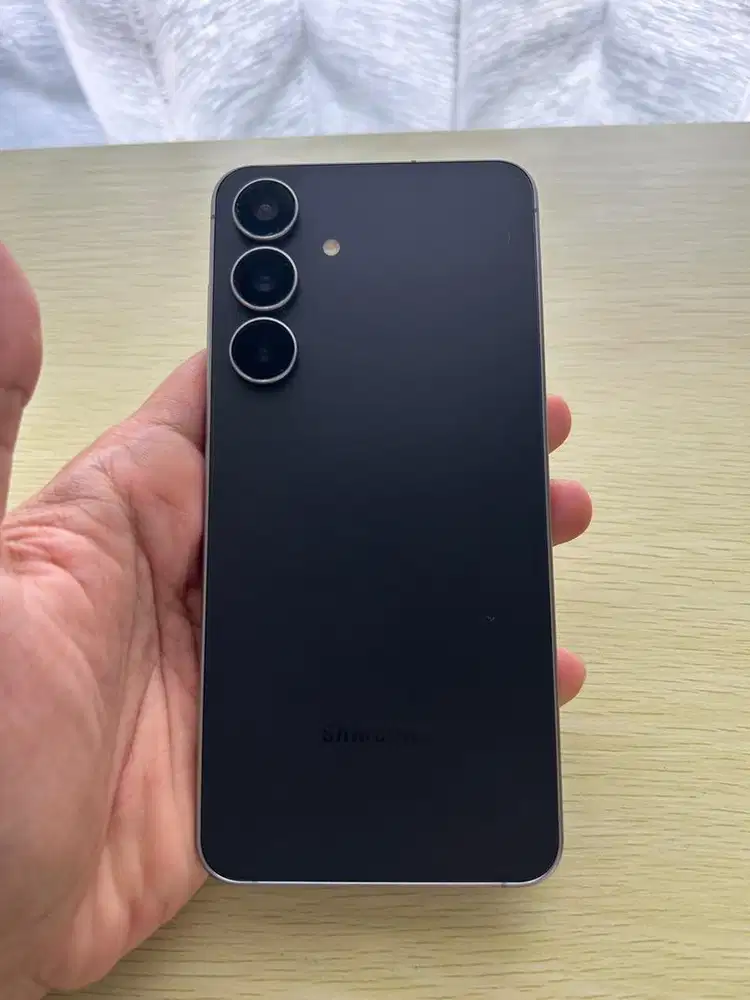 JUAL s25 fe SEIN black mulus no dent FULL SET garansi ON mirip BNOB