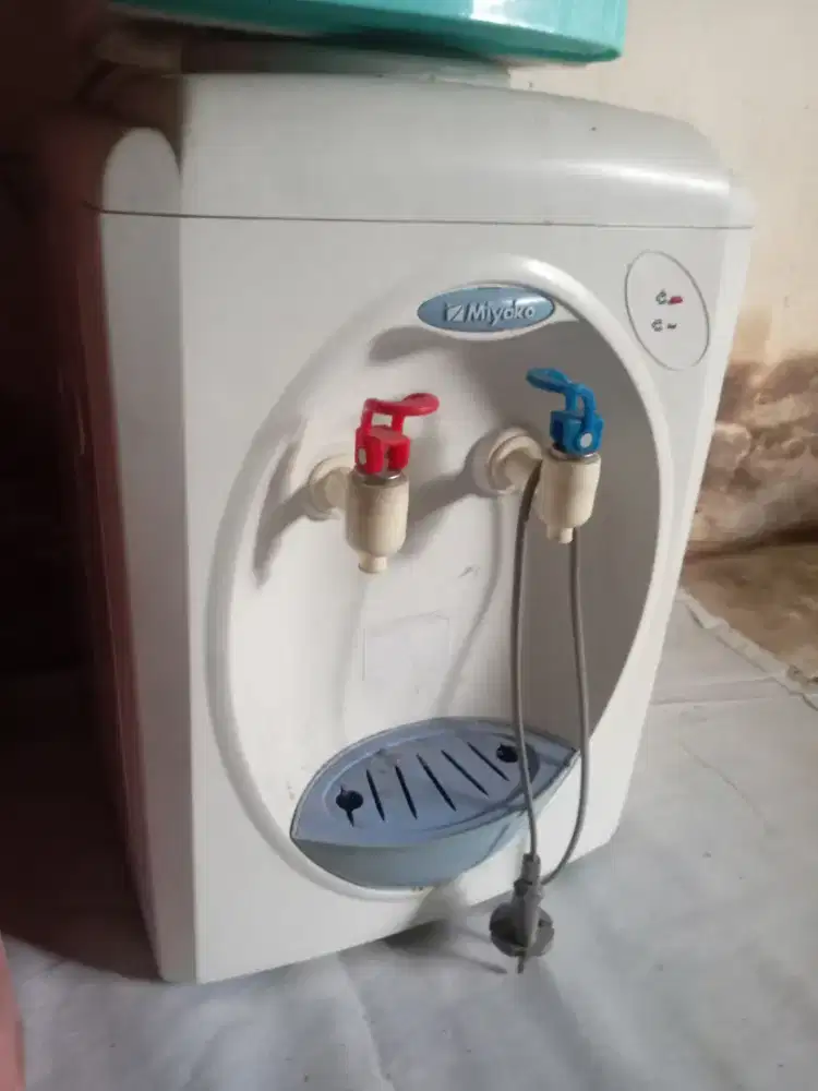 dispenser bekas masih fungsi