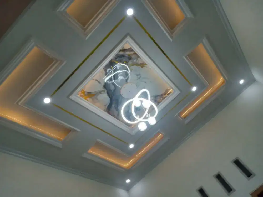 Pemasangan plavon PVC