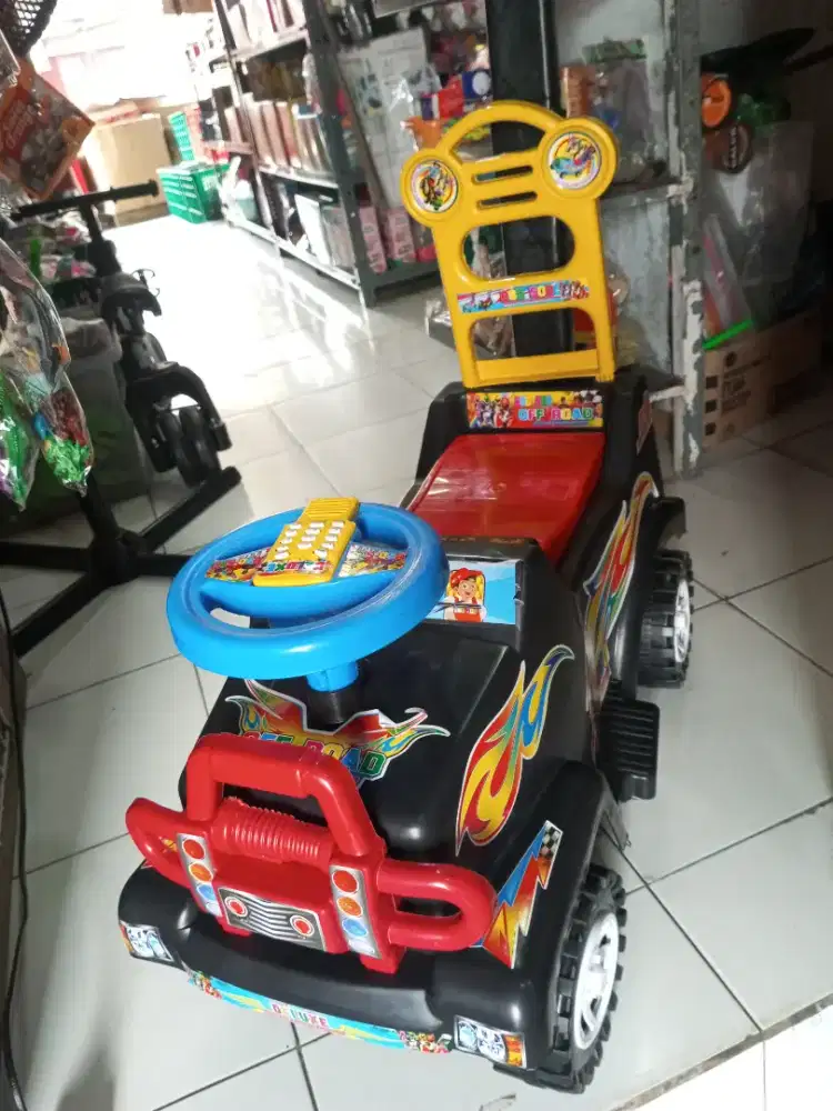 Mainan Anak Mobil Naik Dorong