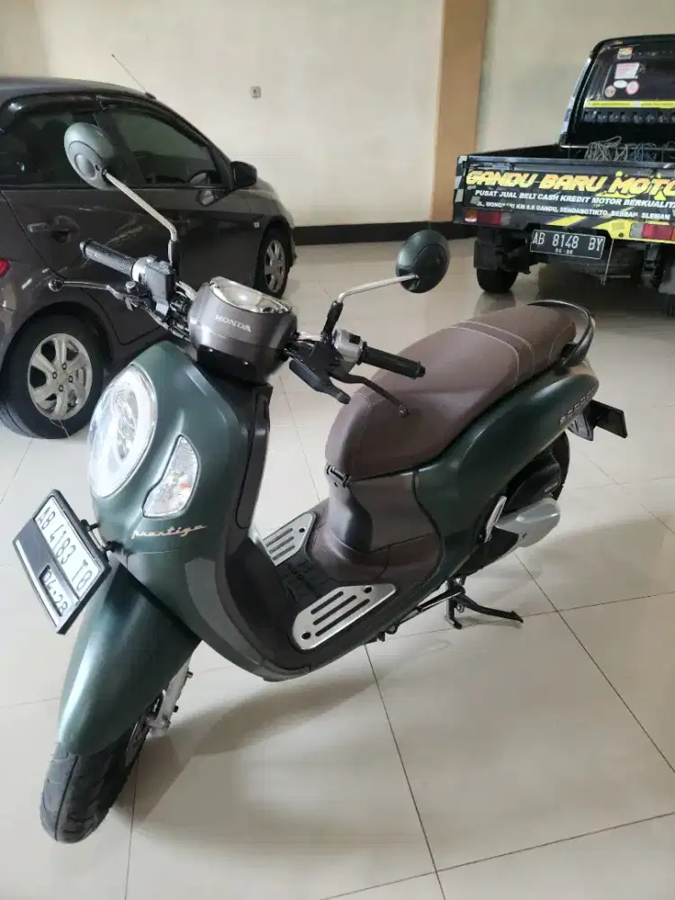Scoopy keyless hijau 2023 remote 2 gbm bisa tunai atau kredit dp500rb