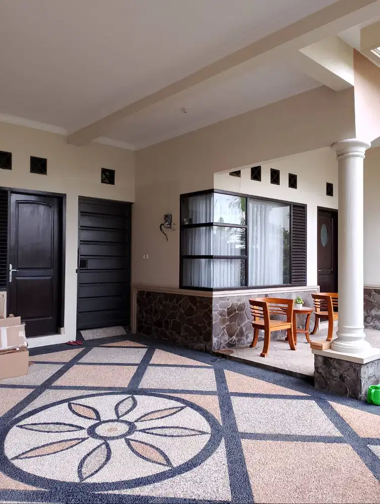 Terima Kost Putri/Karyawati Daerah Suhat