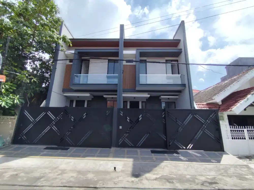 Manyar Tirtoyoso‼️Jual Rumah Baru dekat Galaxy Mall,ITS,Tengah Kota