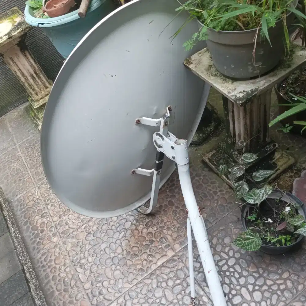 Antena parabola ku band