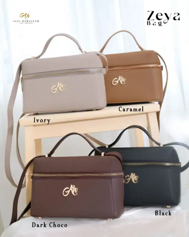 ZEYA Bag
By : Alfi Huraiyah