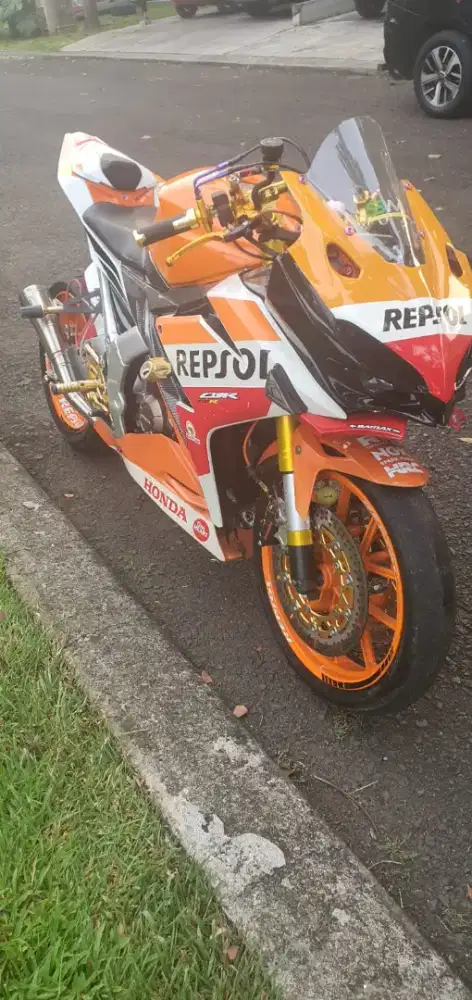 Honda CBR150R 2017