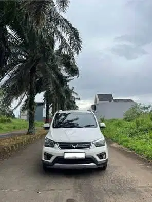 Wuling Confero S 1.5L Lux+ 2017