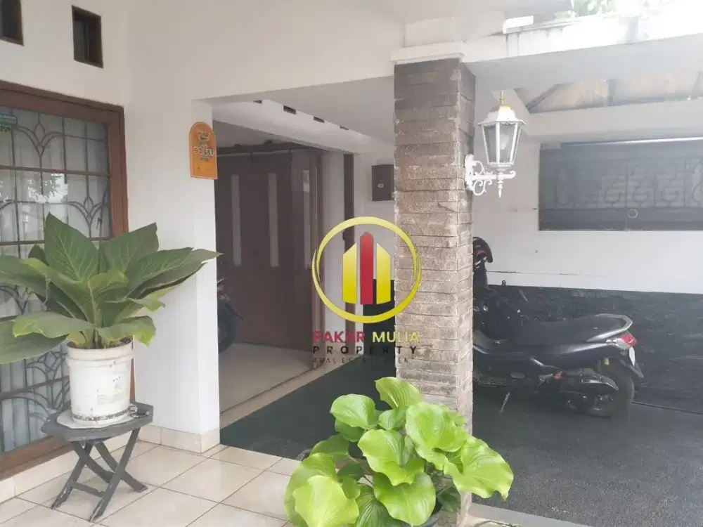 Rumah Cantik SIAP HUNI 204m² di Margahayu Raya Metro BANDUNG- Hook Luas, Bebas Banjir!