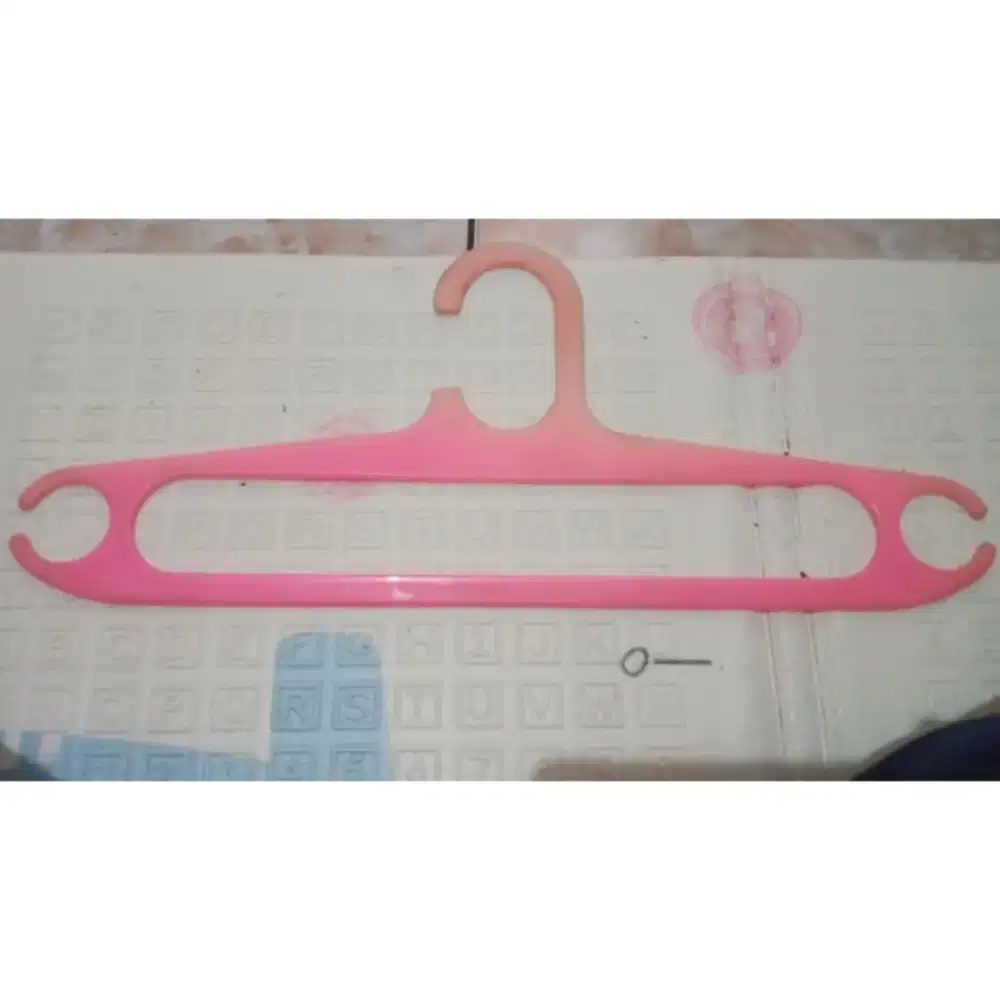 Hanger Baju gantungan Baju