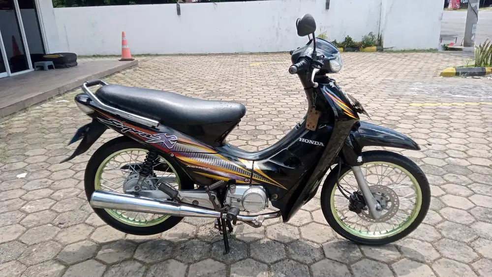 Supra Th 2002 Istimewa