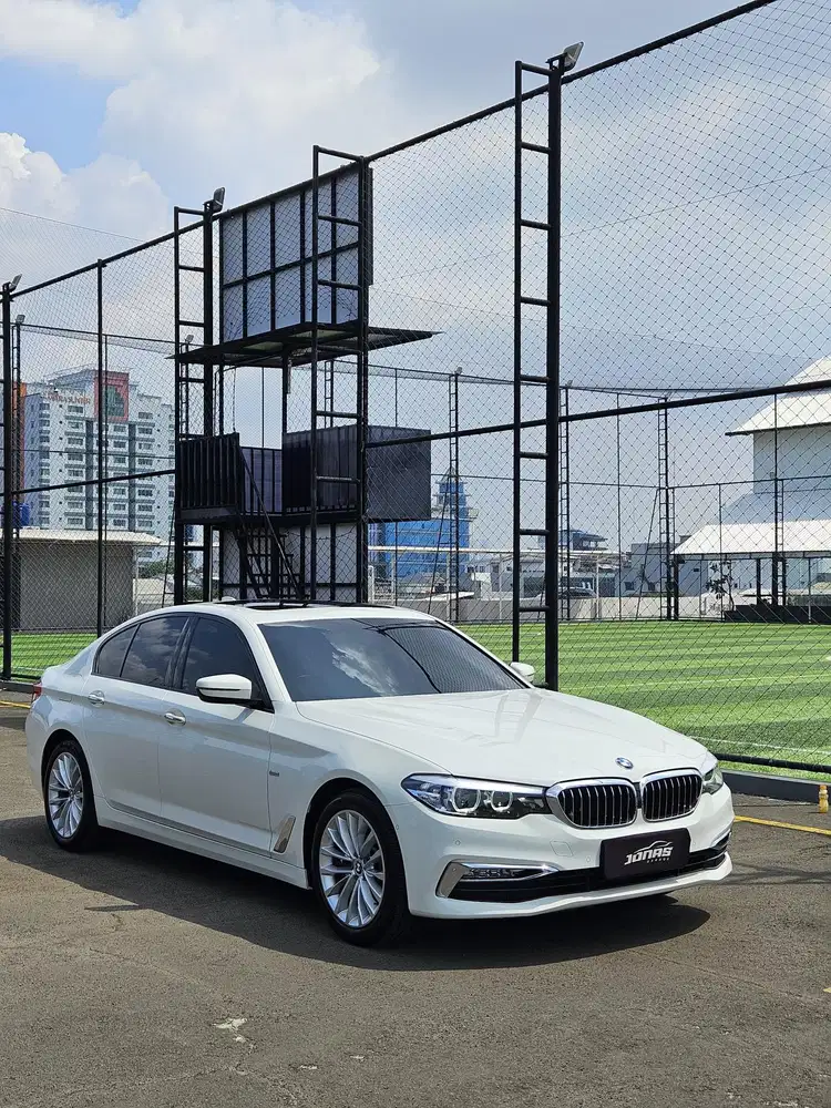 BMW 530i 2018 Bensin