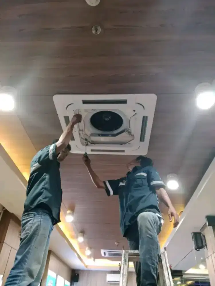Service AC bongkar pasang AC