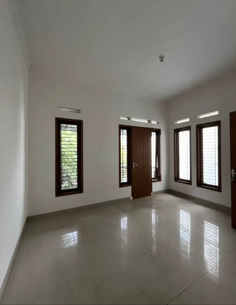 Disewakan Rumah Sudah Renov Di Buah Batu Regency Bandung