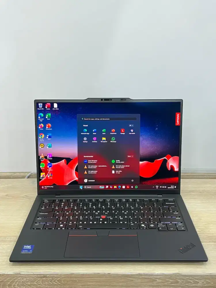 THINKPAD X1 CARBON GEN 15 (AURA EDITION)*