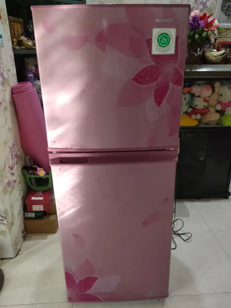 Kulkas 2 pintu sharp siap pakai
