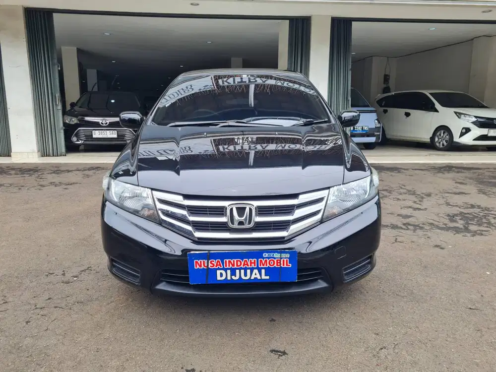 KONDISI ISTIMEWA Honda City S MATIC 2013