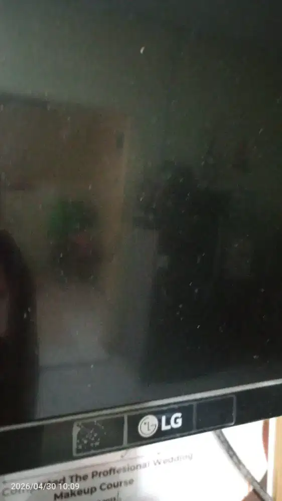 tv led merek LG 45 in