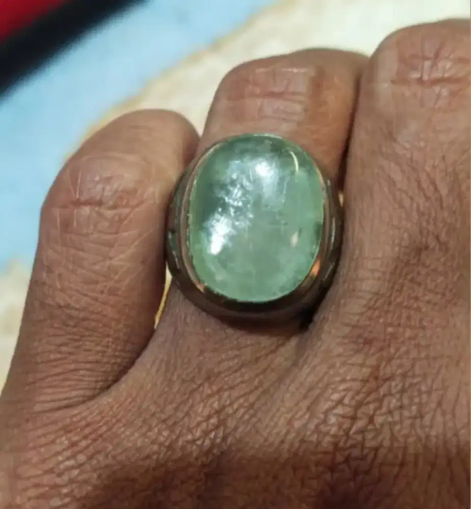 Cincin zamrud hawa