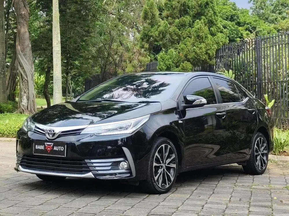 TOYOTA ALTIS V 1.8 AT 2017 facelift full record