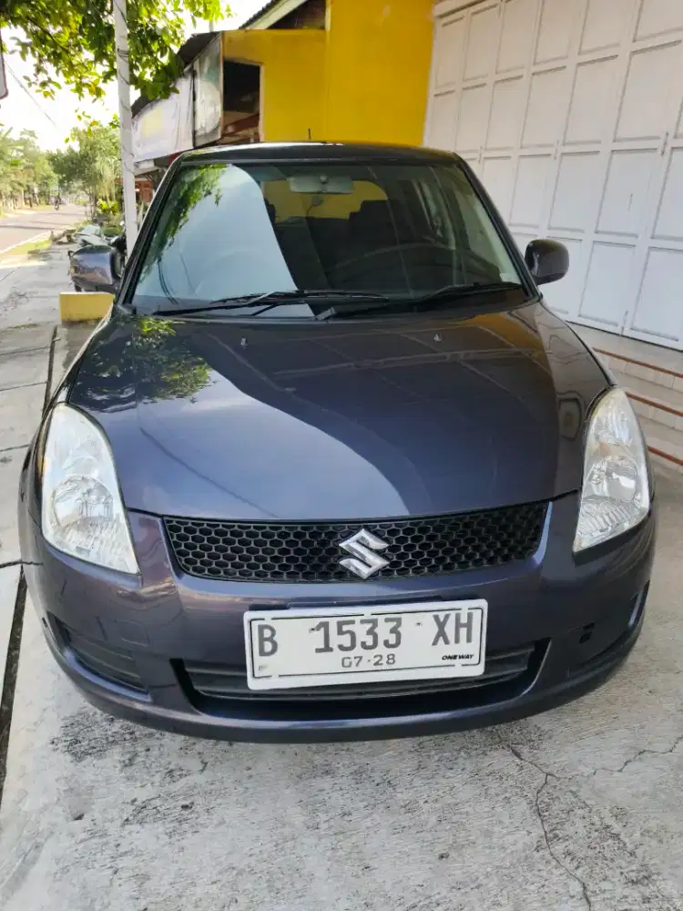 Swift ST 2008 manual ISTIMEWA