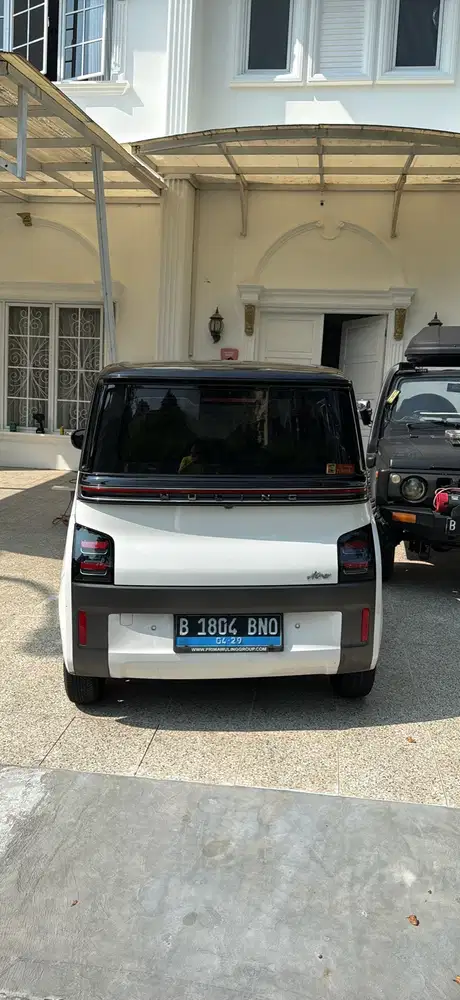 Wuling PRO 300 km. luxury Layar panjang bukan Lite