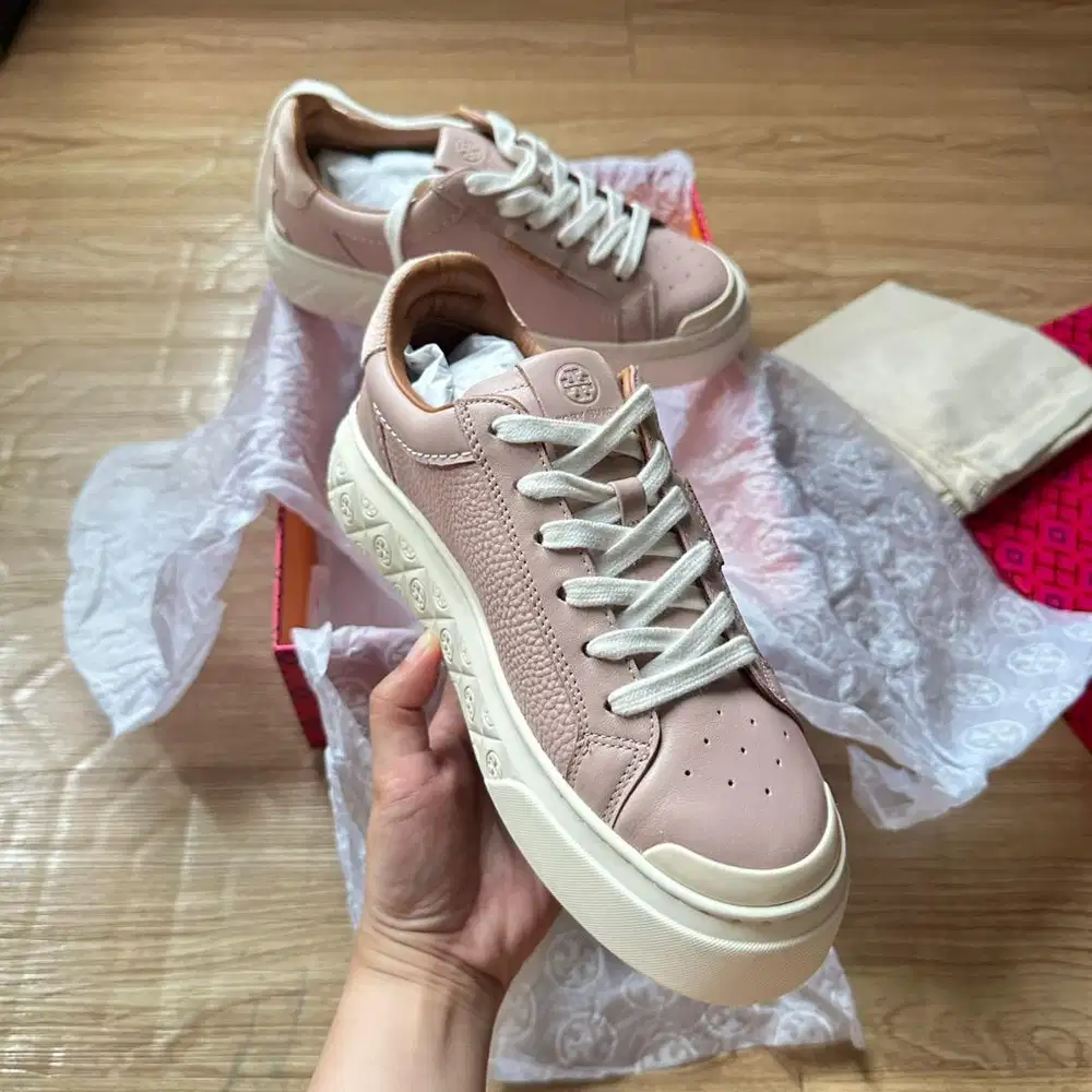 sepatu sneakers tory burch new ori