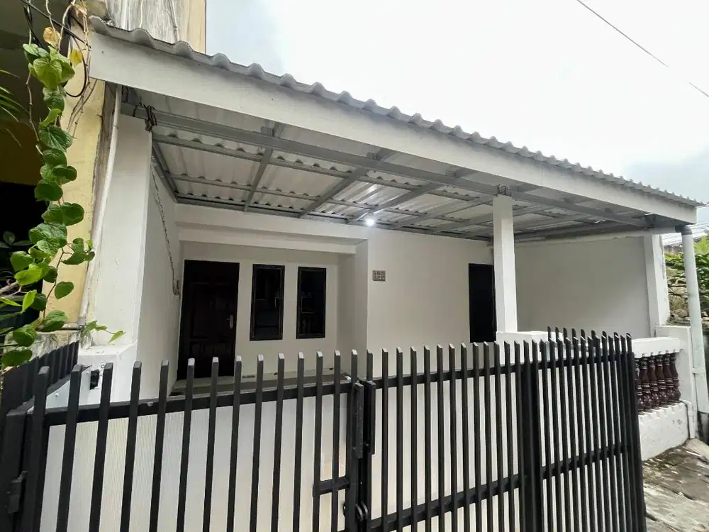 DISEWAKAN TAHUNAN RUMAH DI BINTARO TANGERANG SELATAN