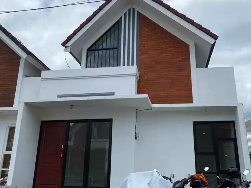 RUMAH MINIMALIS MODERN LOKASI STRATEGIS POROS JALAN RAYA KEPUHARJO