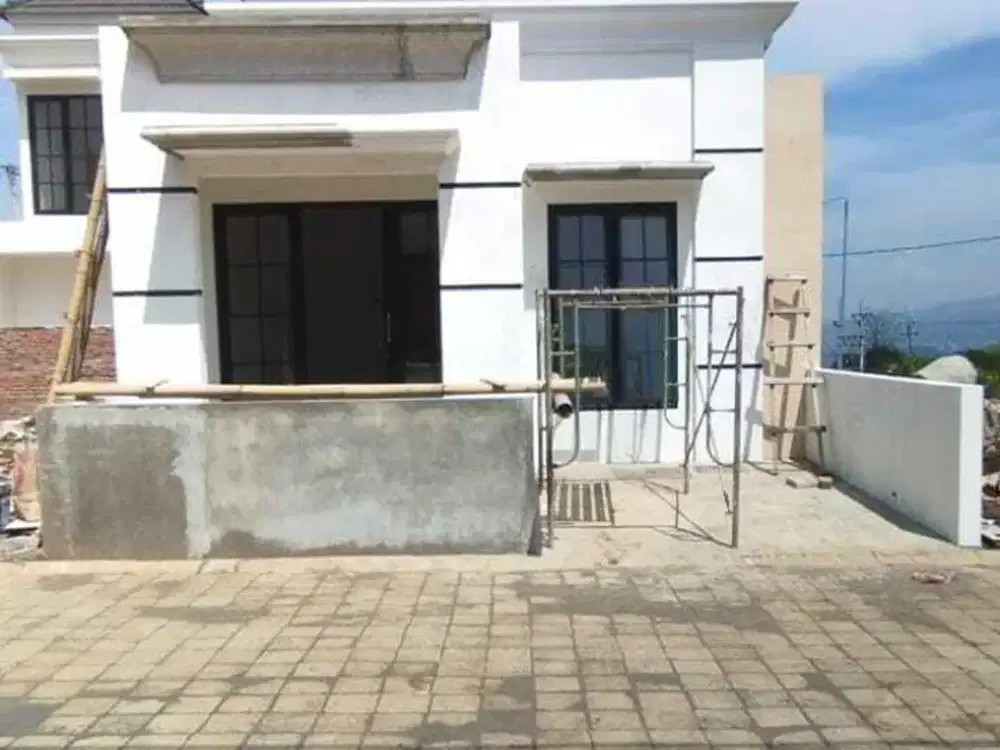 RUMAH 1 LANTAI LOKASI DEKAT KAMPUS ITN