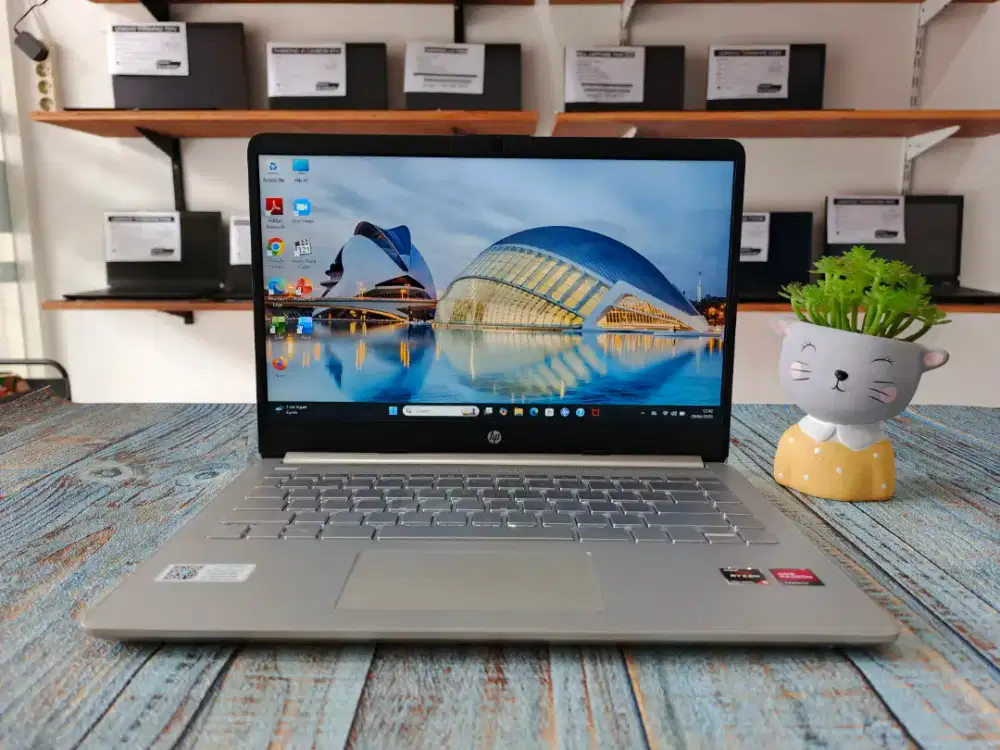 Laptop Bekas HP 14S-FQ1136AU