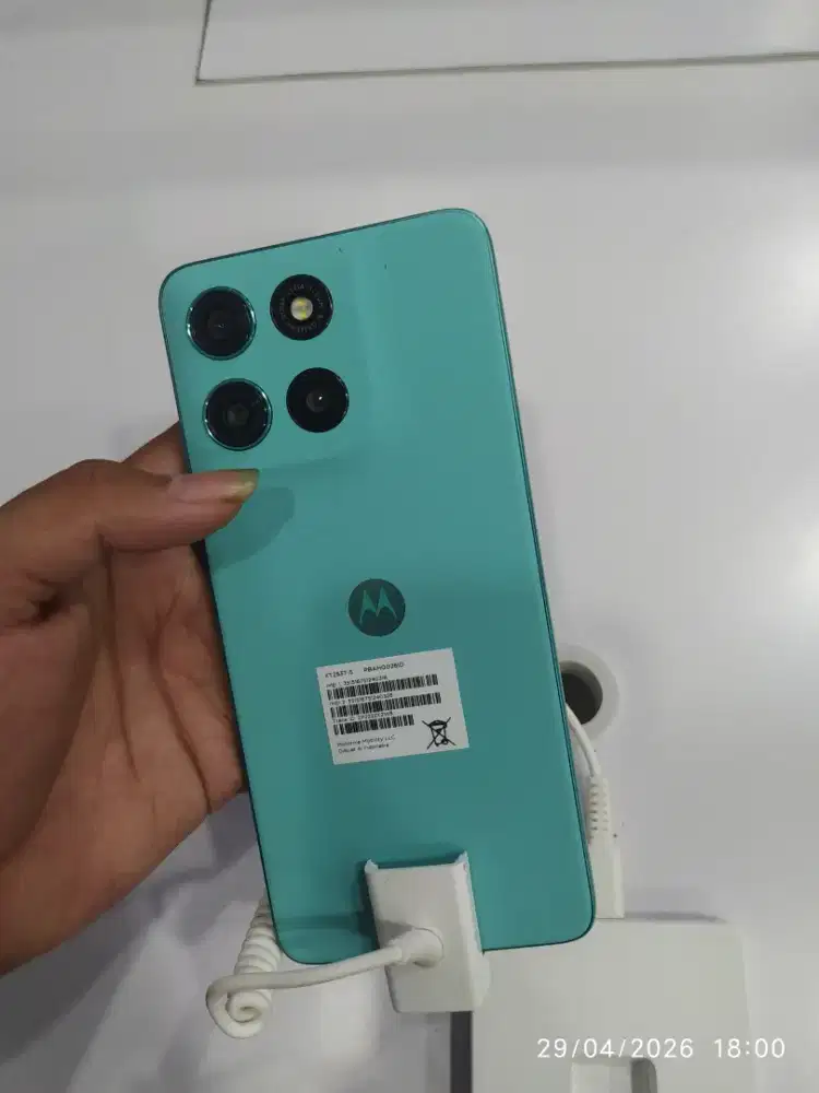 Motorola [Moto G06 Power]