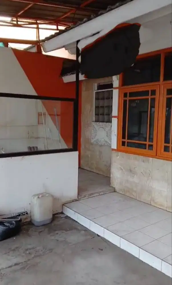 Disewakan Tempat Usaha (Mainroad) di Antapani Bandung