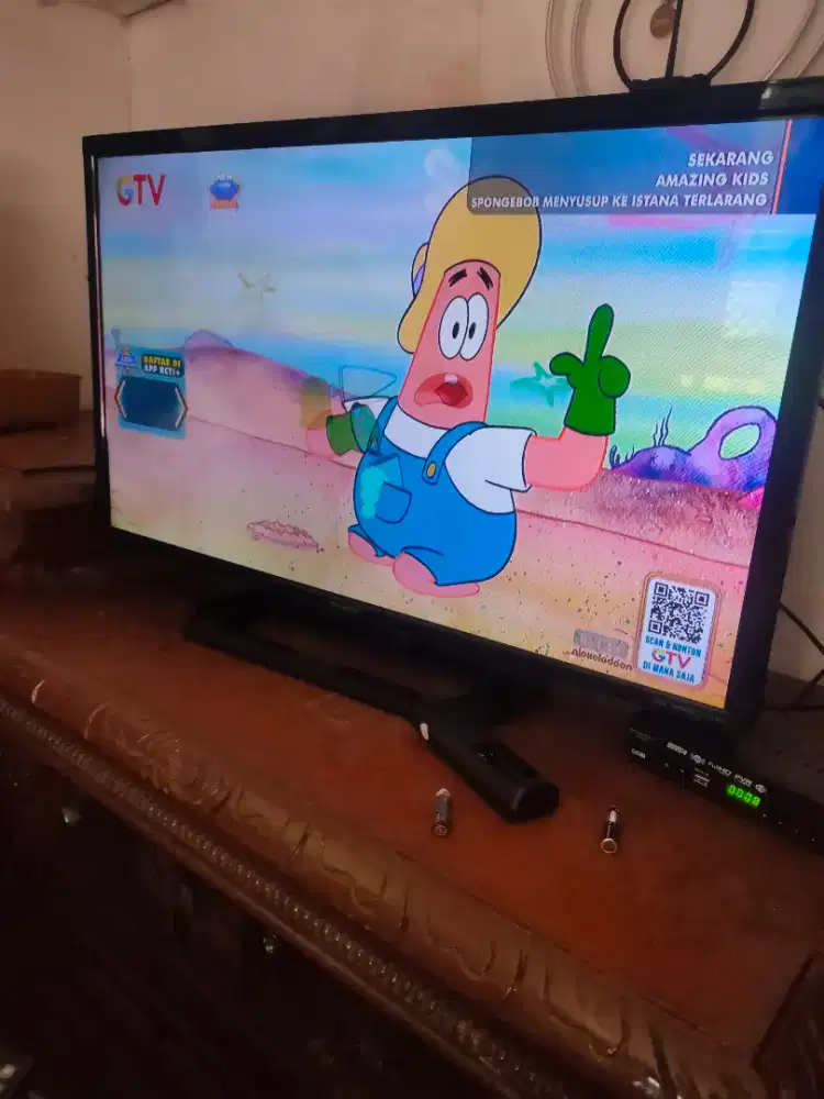 DijualTv led 32 in merk Sharp analog