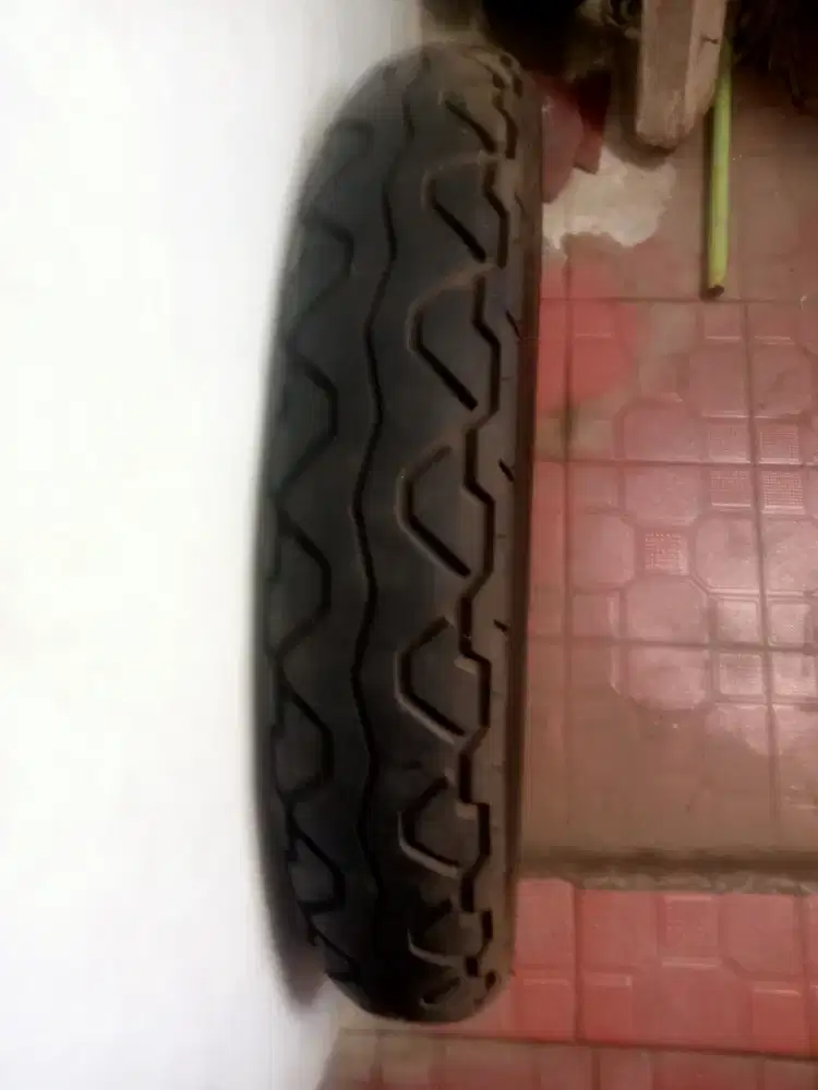 Dijual Sepasang Ban Motor