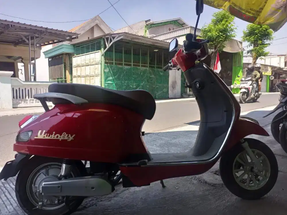 Vespa Motor listrik UWinfly T3